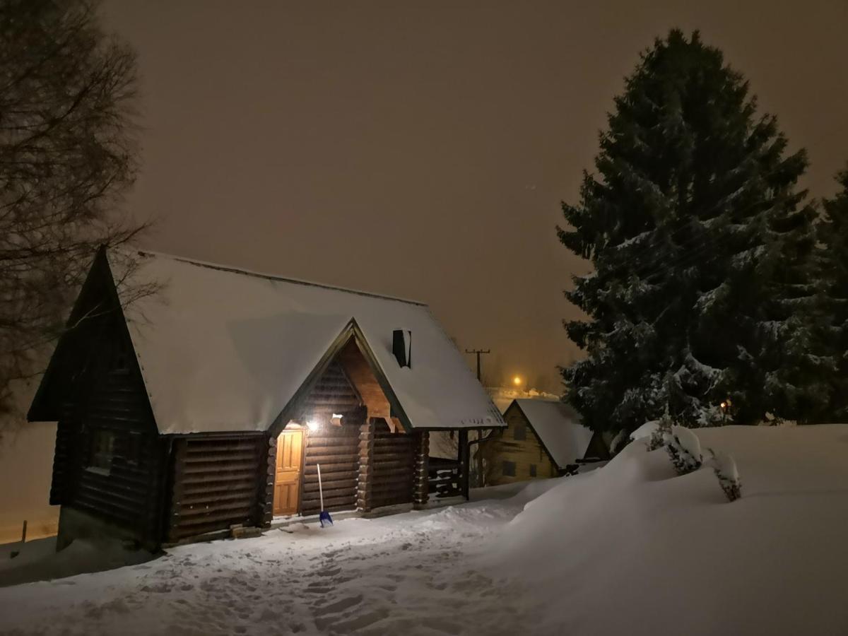 Zlatarske Brvnare Zlatar Chalets Nova Varoš Eksteriør billede